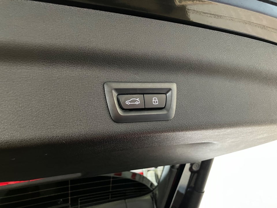 BMW iX1 xDrive30 M-Sport 5d