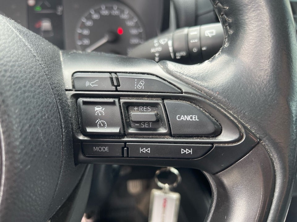 Toyota Yaris 1,5 Hybrid H3 Vision e-CVT 5d