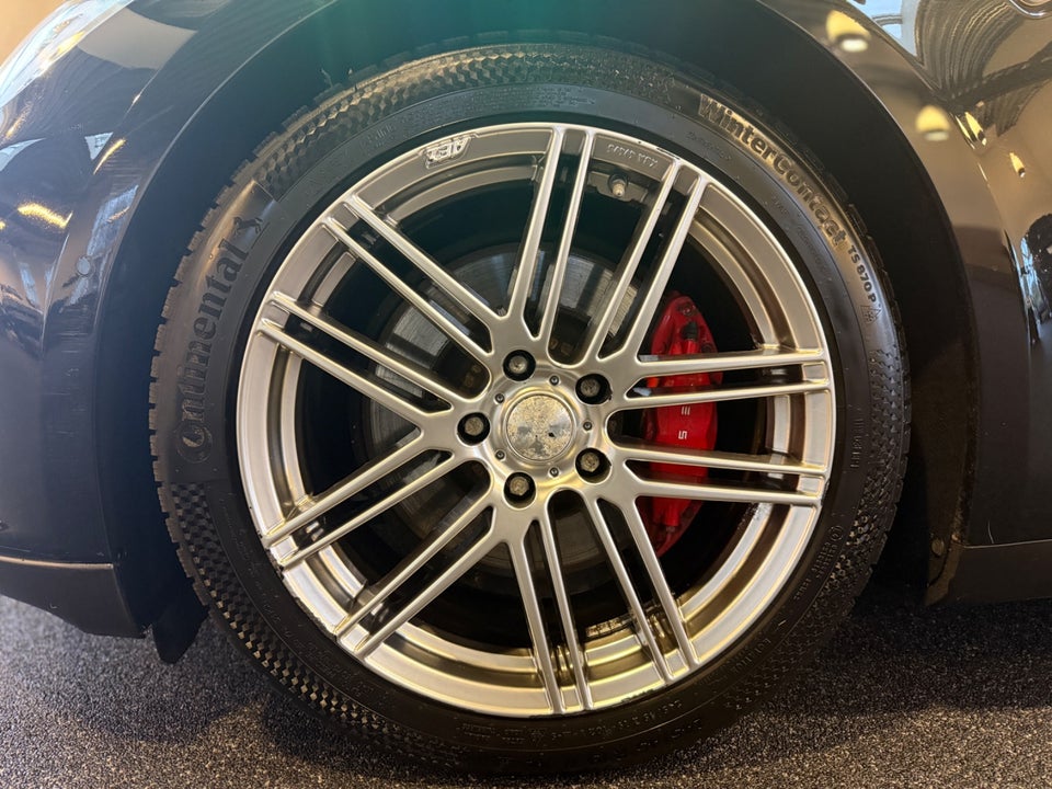 Tesla Model S P85D 5d