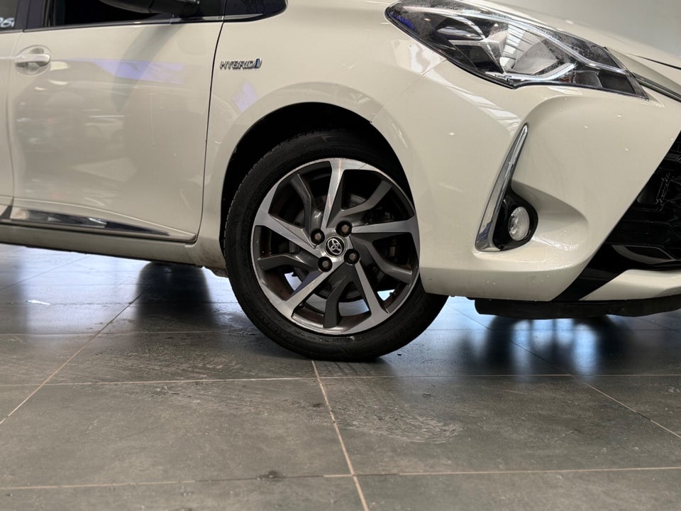 Toyota Yaris 1,5 Hybrid H3 Premium e-CVT 5d