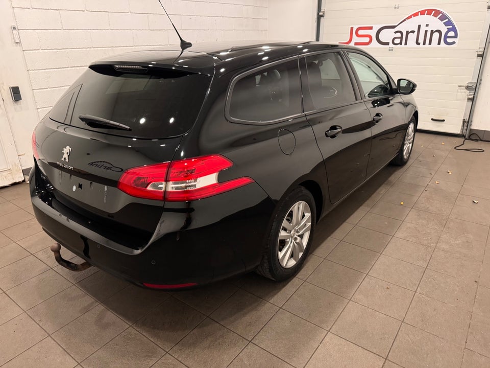 Peugeot 308 1,6 BlueHDi 120 Allure SW 5d