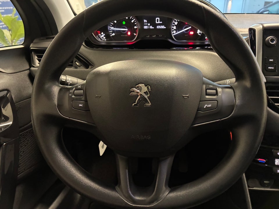 Peugeot 208 1,2 PureTech 82 Allure Sky 5d