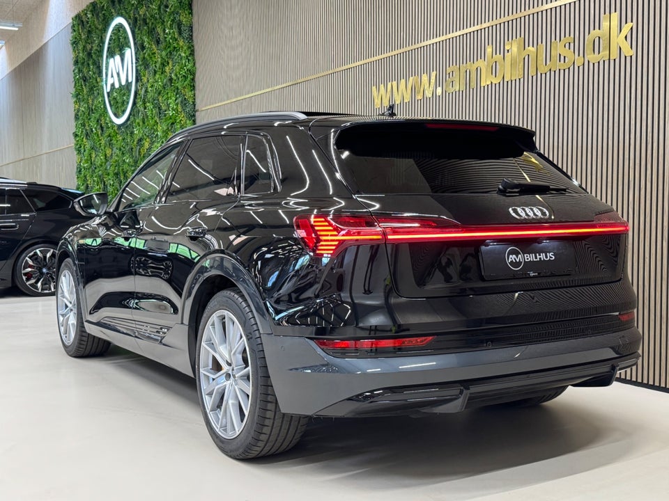 Audi e-tron 55 S-line quattro 5d