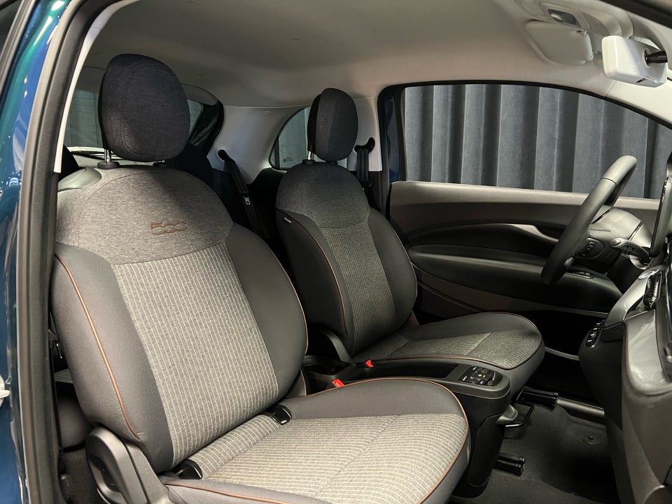 Fiat 500e 42 Icon 3d