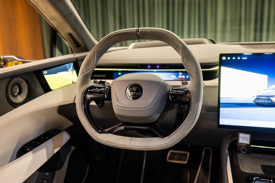 Lotus Emeya S 5d