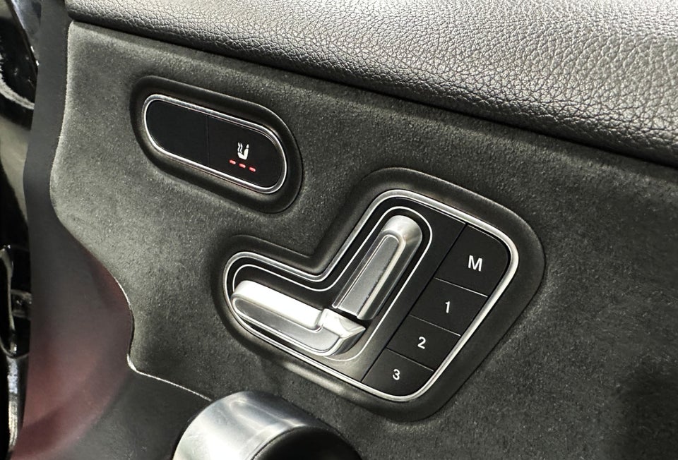 Mercedes A200 1,3 AMG Line aut. 5d