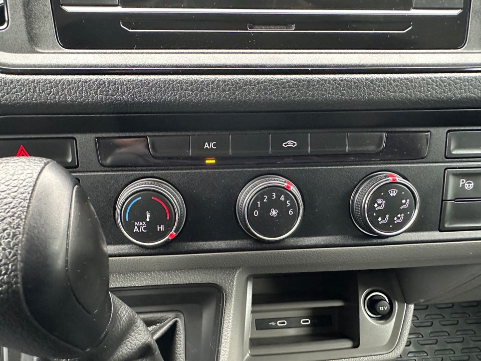 VW Crafter 35 2,0 TDi 177 Kassevogn L3H2 aut.