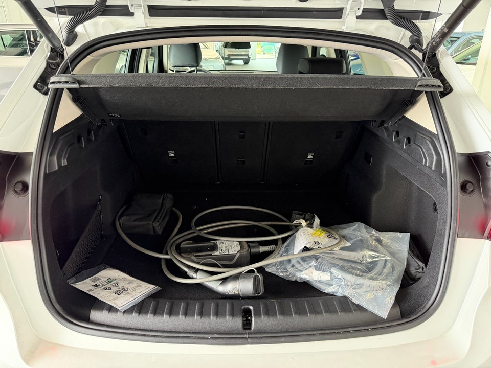 BMW iX1 xDrive30 X-Line 5d