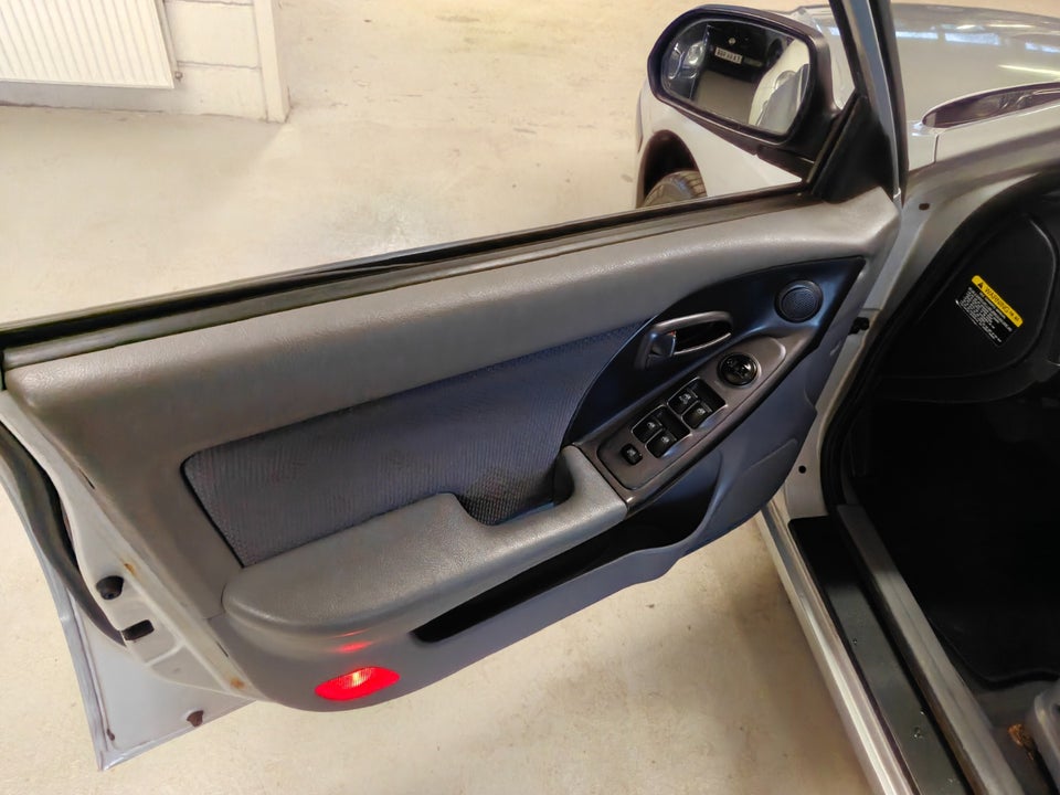 Hyundai Elantra 2,0 GLS Air 5d