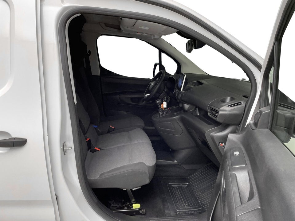 Toyota ProAce City 1,5 D 102 Medium Comfort Master