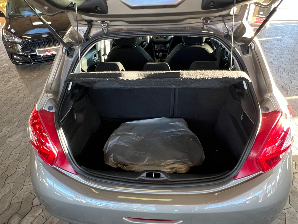 Peugeot 208 1,2 VTi Active 5d