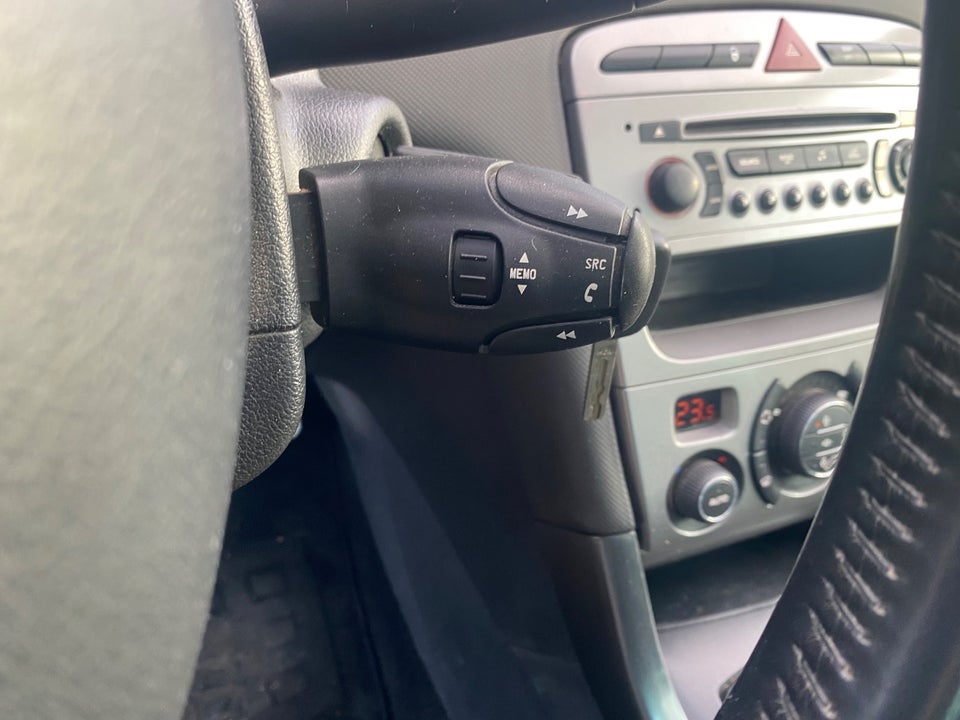 Peugeot 308 1,6 e-HDi 112 Sportium SW 5d