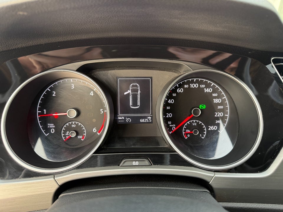 VW Touran 2,0 TDi 150 Comfortline DSG Van 5d