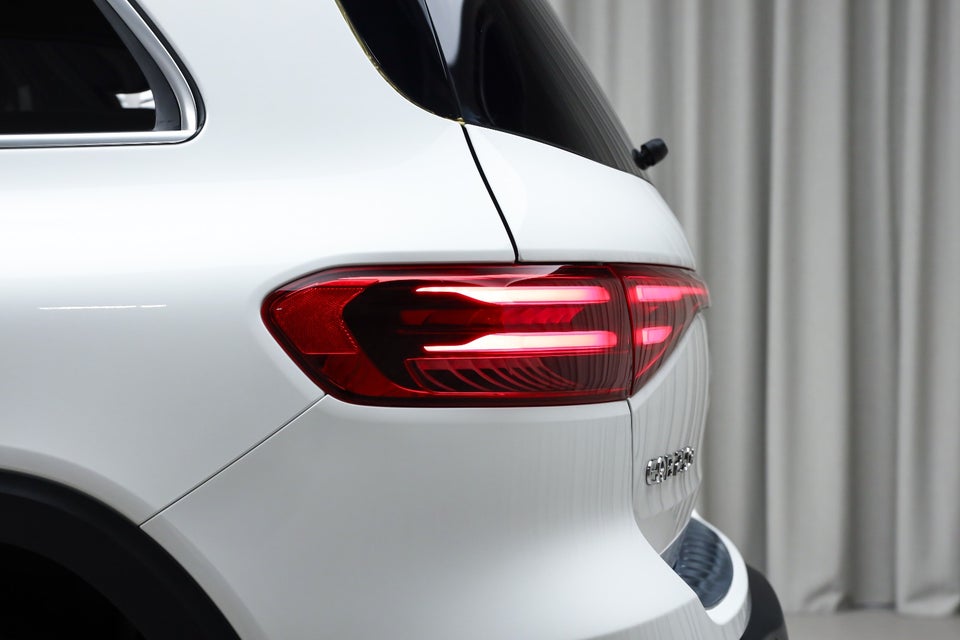 Mercedes EQB250+ AMG Premium 5d