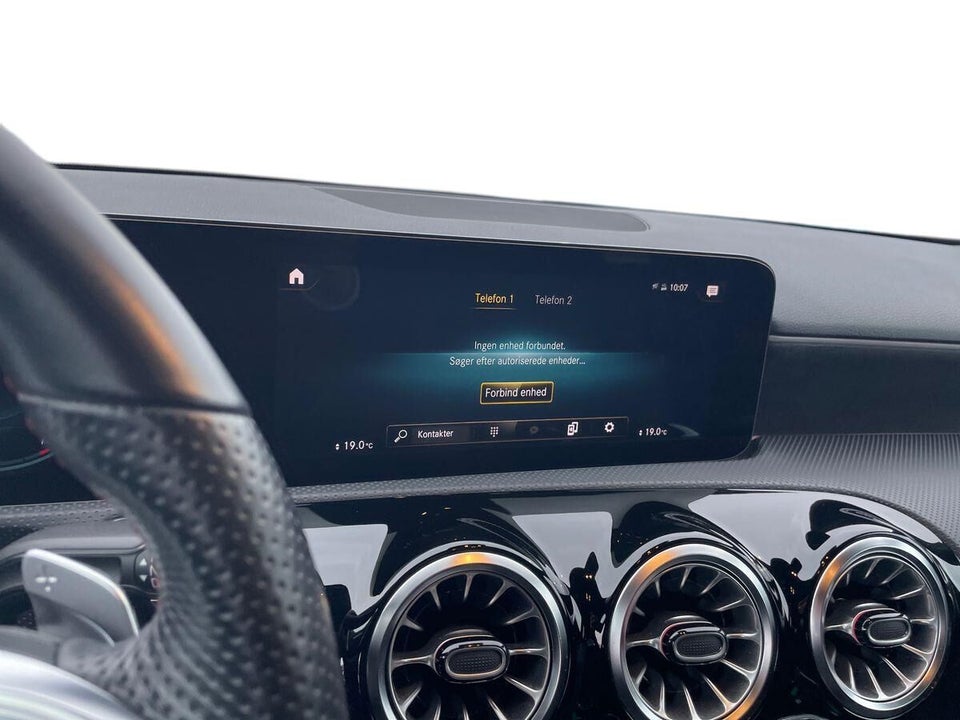 Mercedes A200 1,3 AMG Line aut. 5d