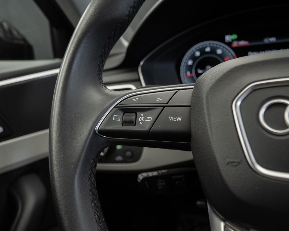 Audi A4 40 TFSi Prestige Avant S-tr. 5d