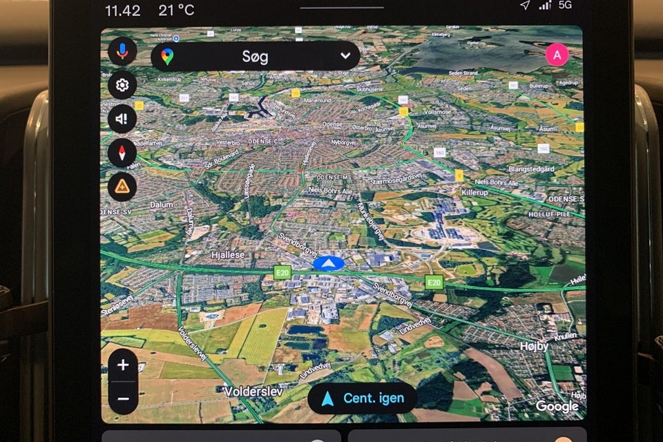 Volvo EX30 Extended Range Plus 5d