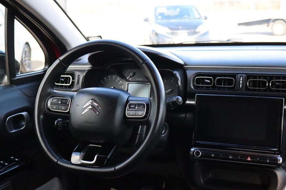 Citroën C3 1,2 PureTech 83 Shine Sport 5d