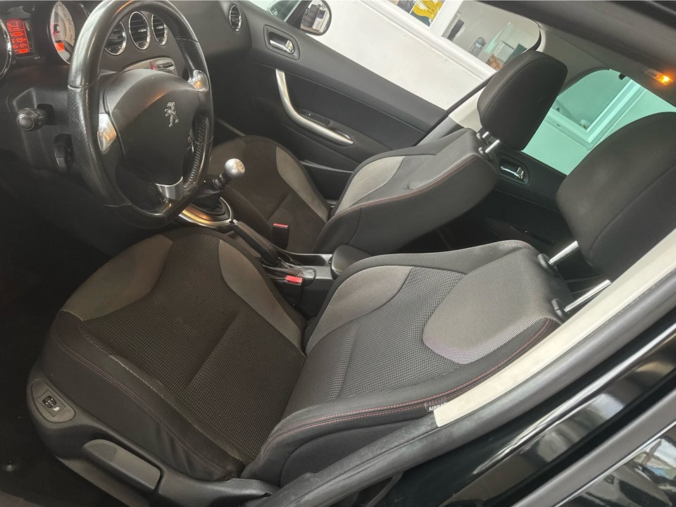 Peugeot 308 1,6 e-HDi 112 Sportium SW 5d
