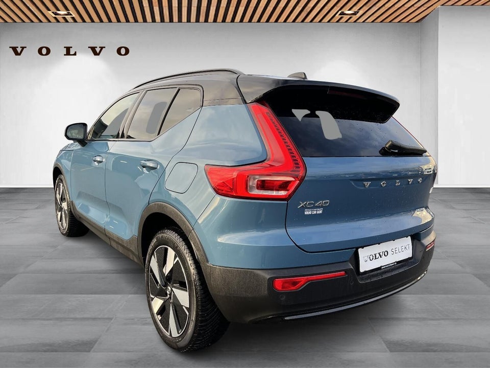 Volvo XC40 ReCharge Extended Range Plus 5d