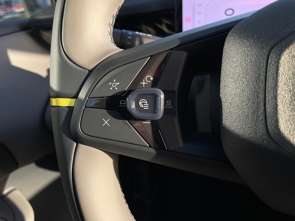 Lynk & Co 02 More 5d