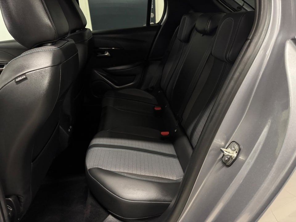 Peugeot 208 1,2 PureTech 100 Platin Sport 5d