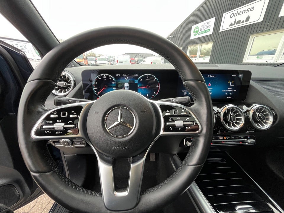 Mercedes B220 d 2,0 aut. 4Matic Van 5d