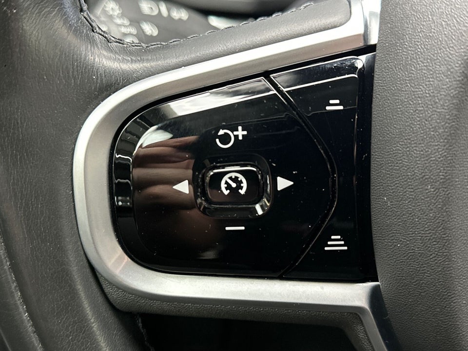 Volvo V60 2,0 D4 190 Momentum Pro aut. 5d