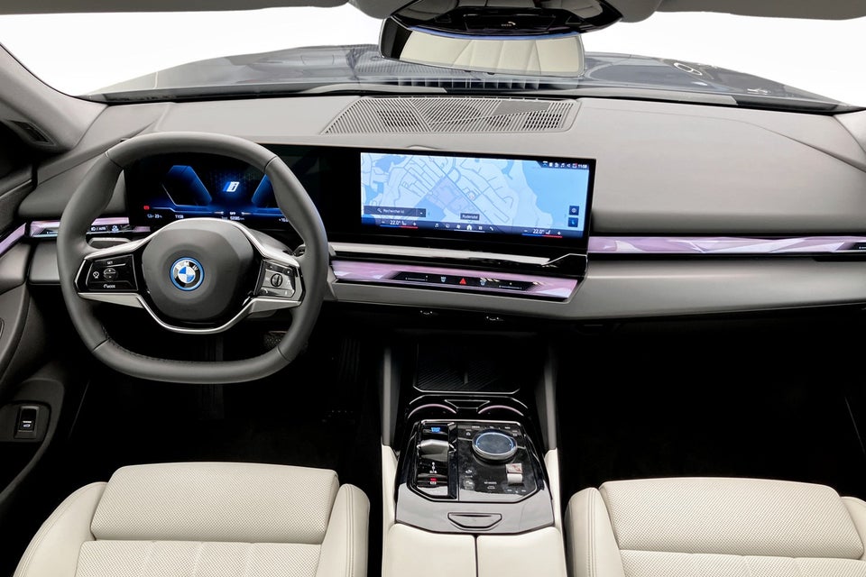 BMW i5 eDrive40 Touring Sport Line 5d