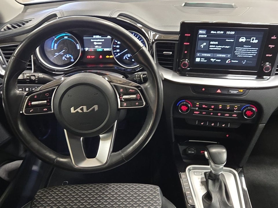 Kia XCeed 1,6 PHEV Prestige DCT 5d