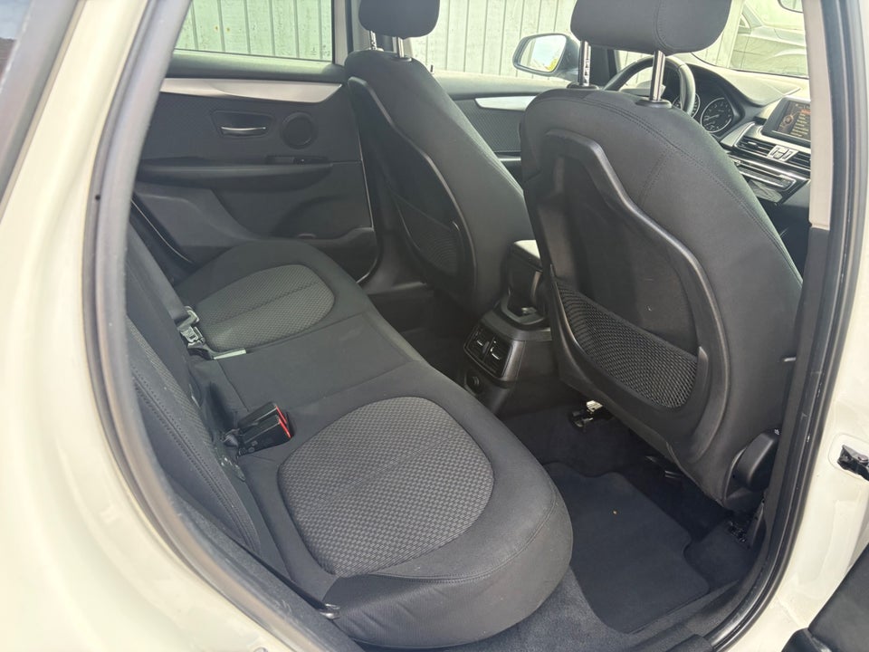 BMW 218i 1,5 Active Tourer Advantage aut. 5d
