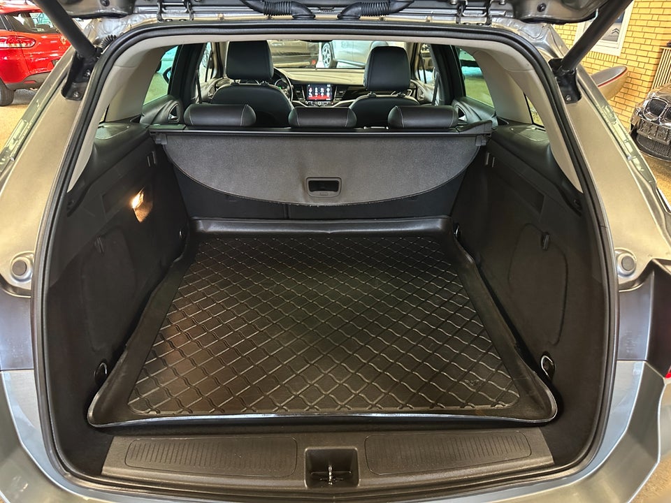 Opel Astra 1,6 CDTi 136 Innovation Sports Tourer 5d