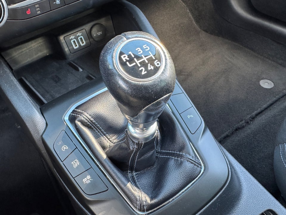 Ford Focus 1,5 EcoBlue Active X stc. Van 5d