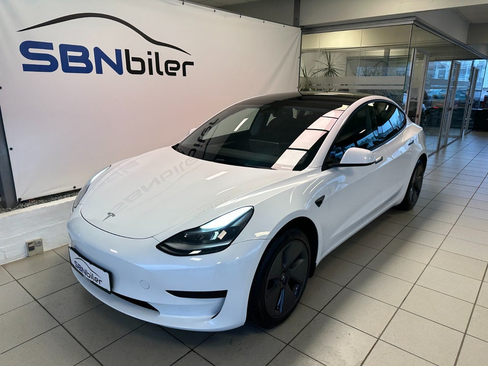 Tesla Model 3 RWD 4d