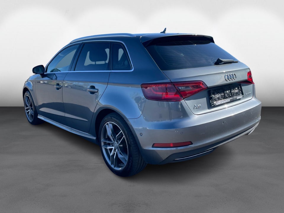 Audi A3 1,4 e-tron Ambiente Sportback S-tr. 5d
