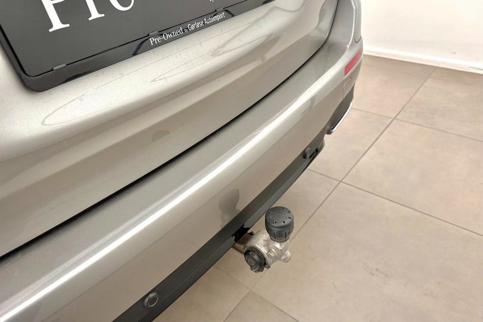 Mercedes E300 de 2,0 AMG Line stc. aut. 5d