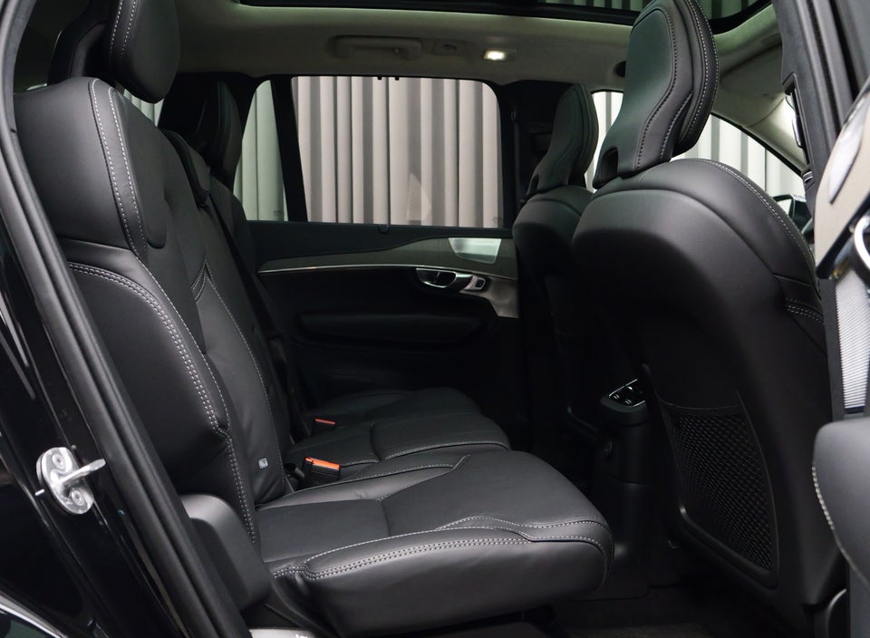 Volvo XC90 2,0 T8 ReCharge Ultra Dark aut. AWD 7prs 5d