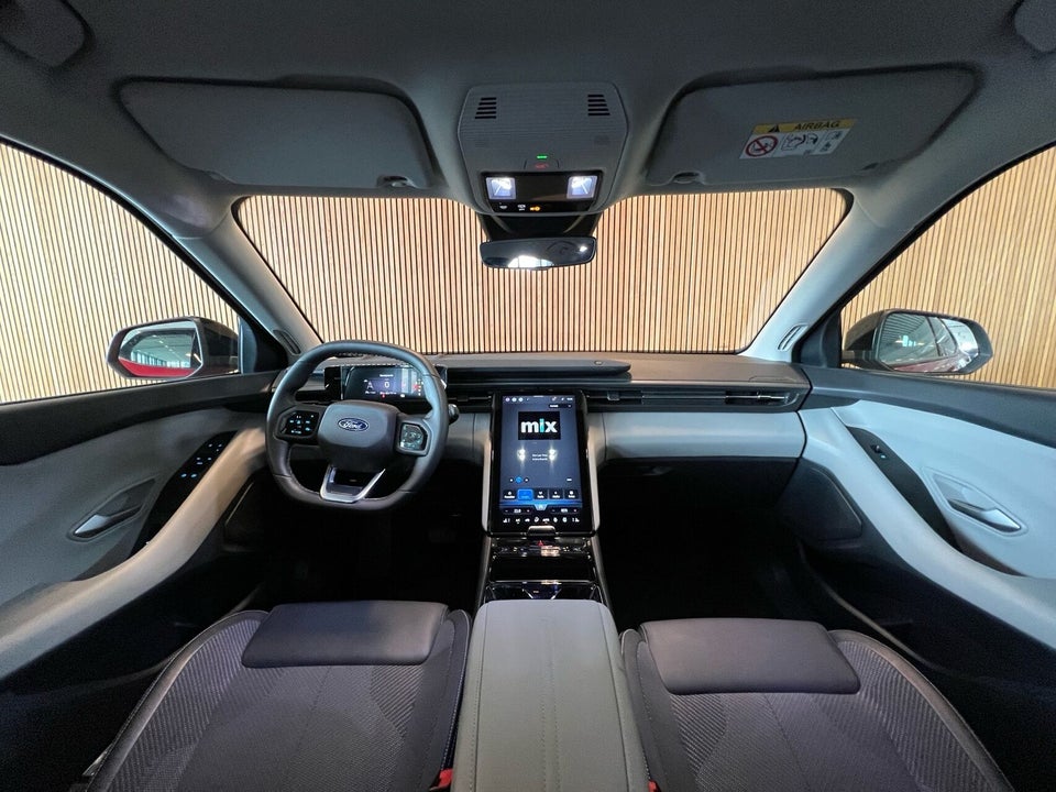 Ford Explorer 77 Select Extended Range 5d