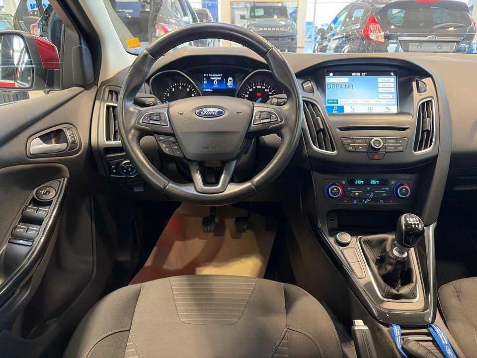 Ford Focus 1,0 SCTi 125 Titanium 5d