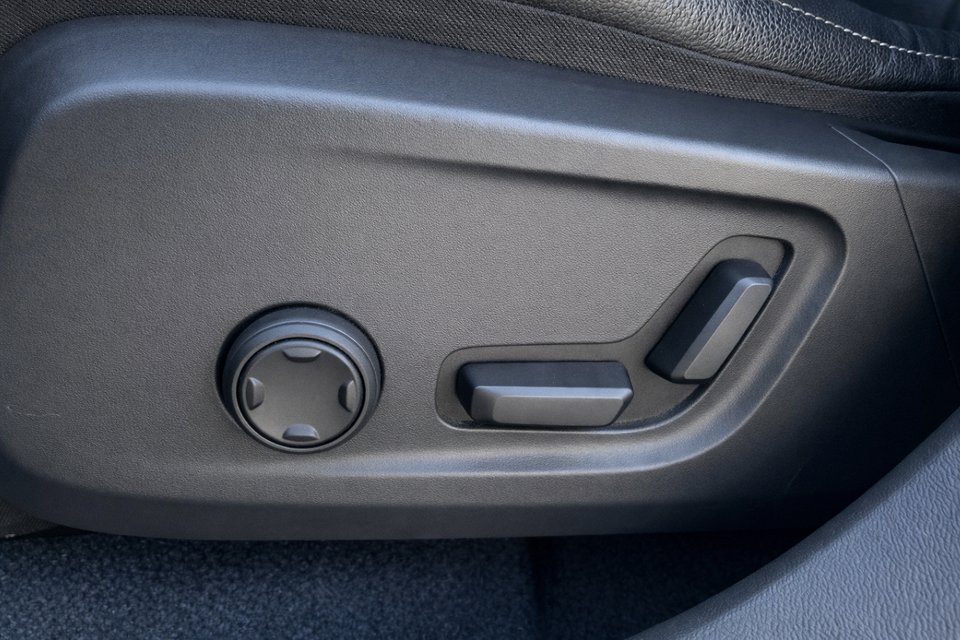 Volvo XC40 P8 ReCharge Twin R-Design 5d