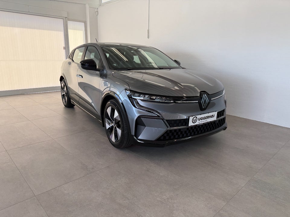Renault Megane E-Tech 40 Equilibre 5d