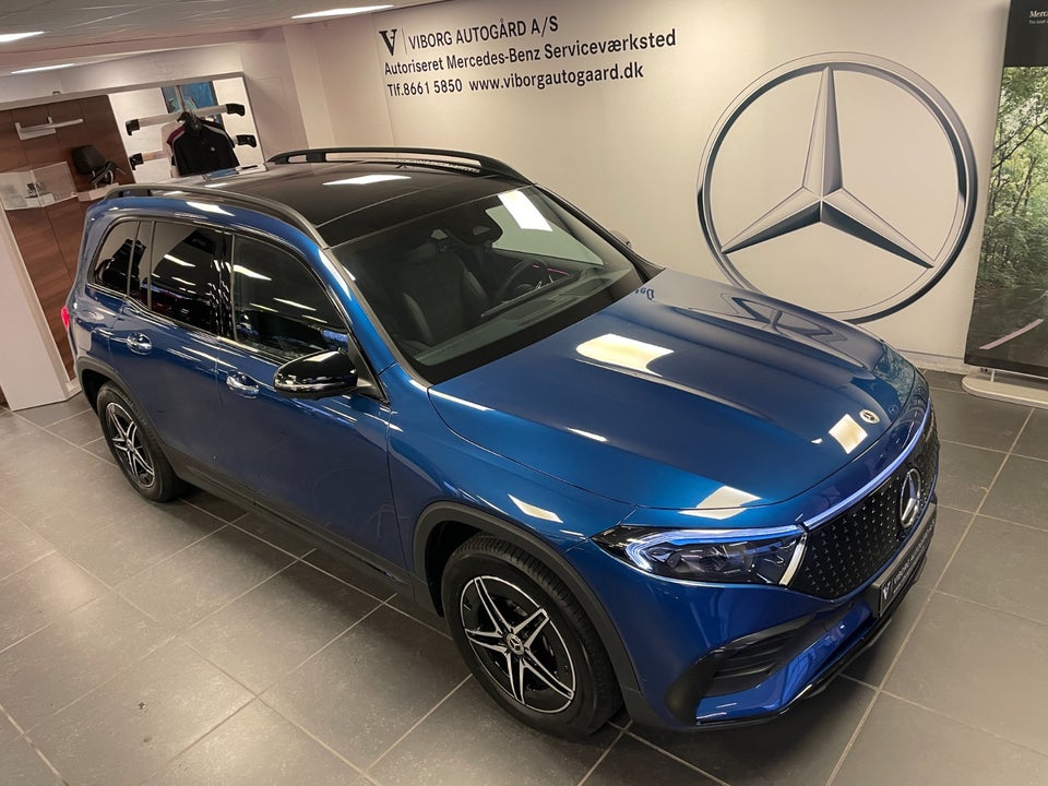 Mercedes EQB300 AMG Line 4Matic 5d