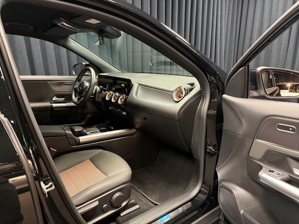 Mercedes EQA250+ Electric Art 5d