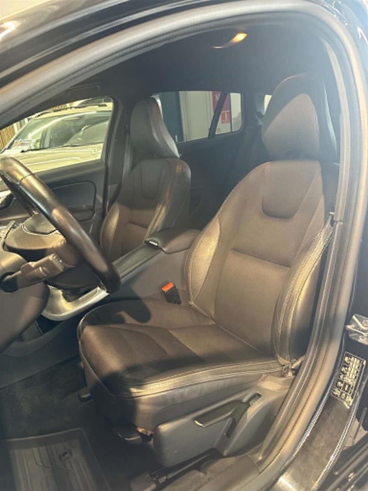Volvo V60 2,0 D4 200 Summum Polestar aut. 5d