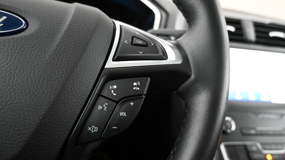 Ford Mondeo 2,0 HEV Titanium stc. CVT 5d