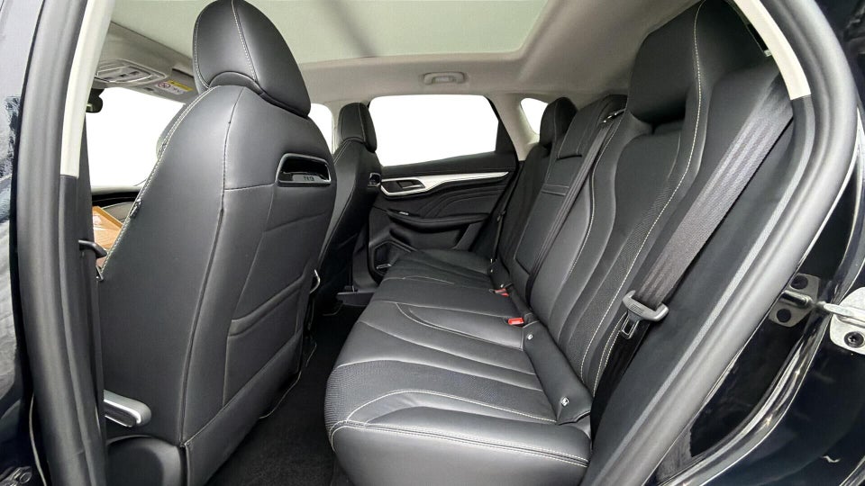 MG Marvel R Luxury 5d