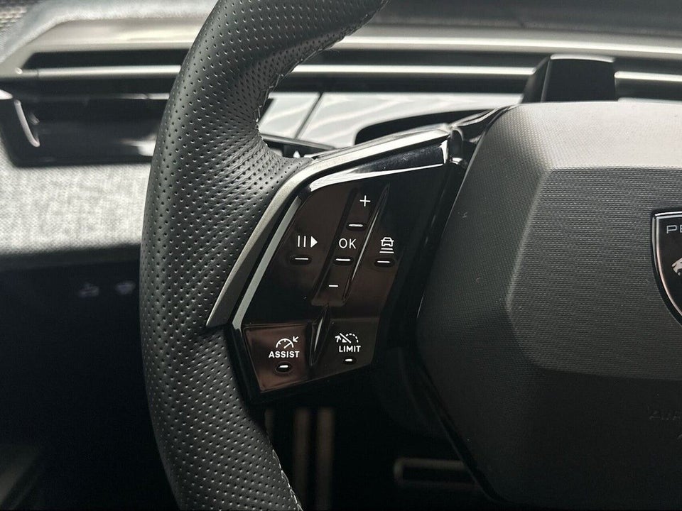Peugeot e-5008 77 GT Pack AWD 7prs 5d