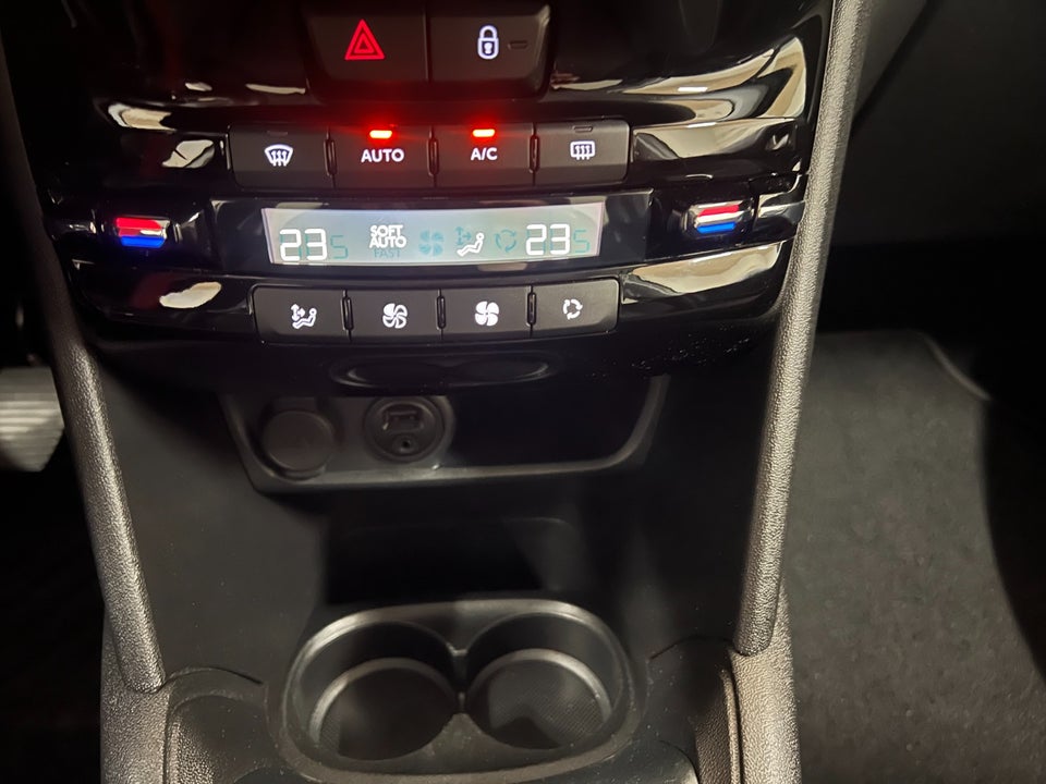 Peugeot 208 1,6 BlueHDi 100 Active 5d