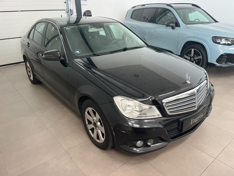 Mercedes C180 2,2 CDi BE 4d