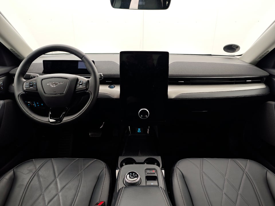 Ford Mustang Mach-E 98 Extended Range 5d